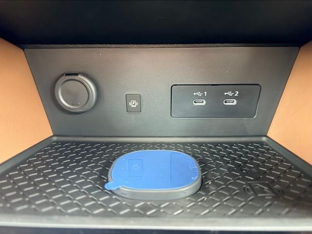 2026 Nissan Pathfinder Platinum CARGO PACKAGE