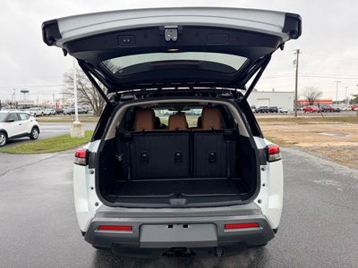 2026 Nissan Pathfinder Platinum CARGO PACKAGE