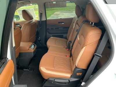 2026 Nissan Pathfinder Platinum CARGO PACKAGE