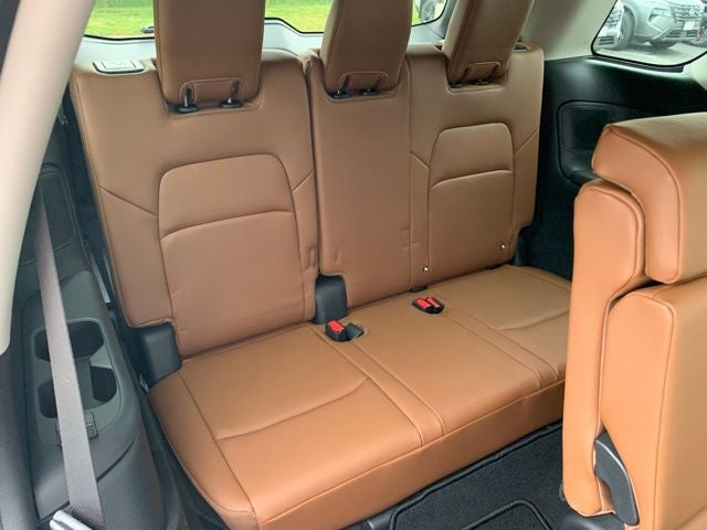 2026 Nissan Pathfinder Platinum CARGO PACKAGE