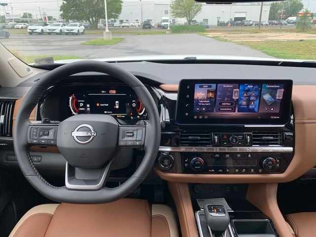 2026 Nissan Pathfinder Platinum CARGO PACKAGE