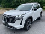 2026 Nissan Pathfinder Platinum CARGO PACKAGE