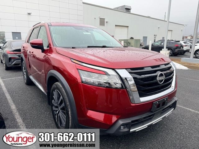 2022 Nissan Pathfinder Platinum