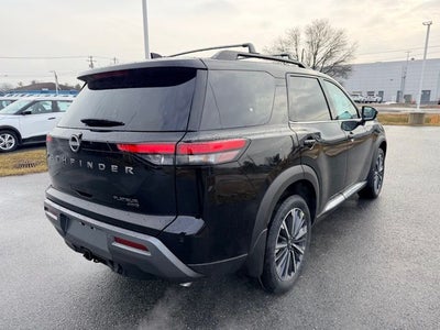 2026 Nissan Pathfinder Platinum