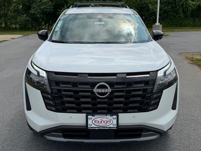 2026 Nissan Pathfinder Platinum CARGO, CAPTAIN CHAIRS PACKAGE