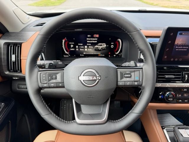 2026 Nissan Pathfinder Platinum CARGO, CAPTAIN CHAIRS PACKAGE