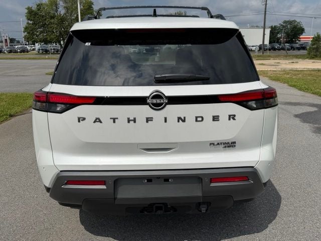 2026 Nissan Pathfinder Platinum CARGO, CAPTAIN CHAIRS PACKAGE