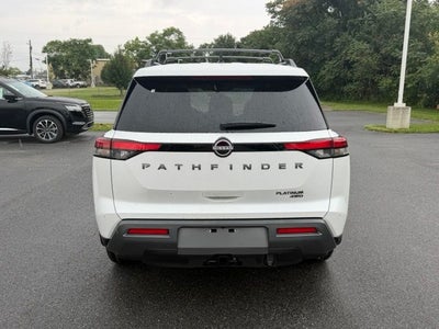 2026 Nissan Pathfinder Platinum