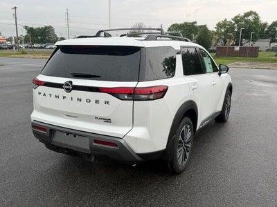 2026 Nissan Pathfinder Platinum