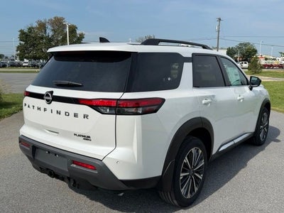 2026 Nissan Pathfinder Platinum