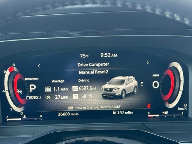 2023 Nissan Pathfinder Platinum