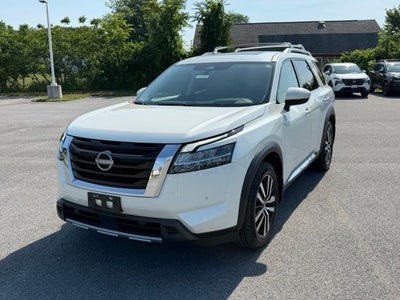 2023 Nissan Pathfinder Platinum