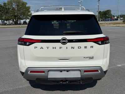 2023 Nissan Pathfinder Platinum