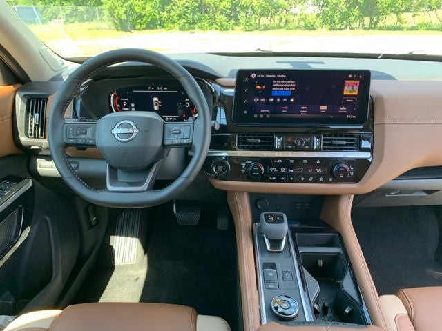 2026 Nissan Pathfinder Platinum CAPTAIN CHAIRS