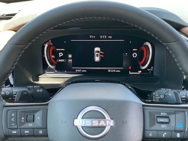 2026 Nissan Pathfinder Platinum CAPTAIN CHAIRS