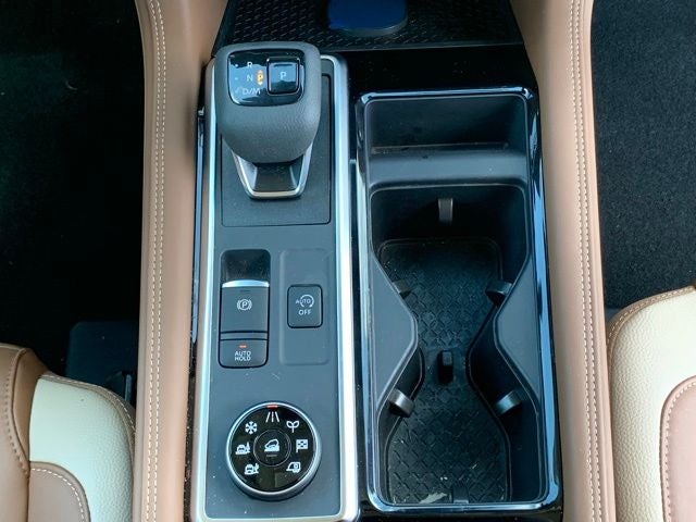 2026 Nissan Pathfinder Platinum CAPTAIN CHAIRS
