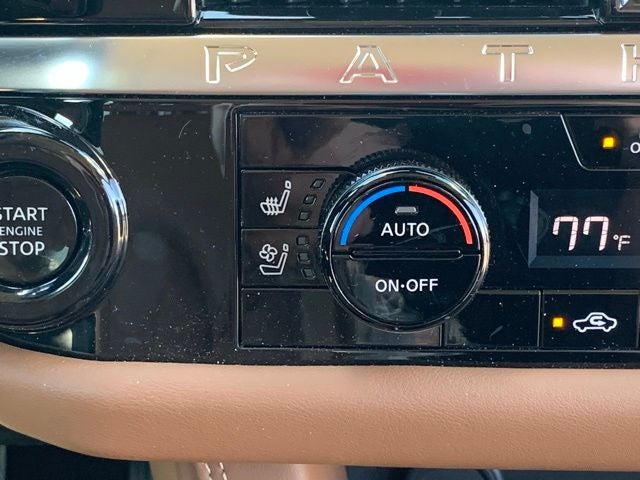 2026 Nissan Pathfinder Platinum CAPTAIN CHAIRS