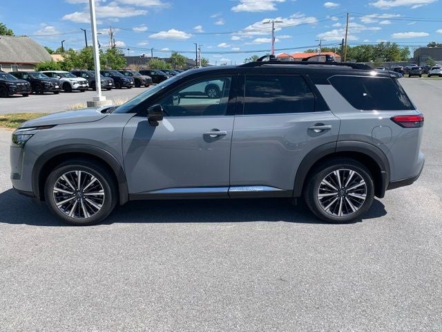 2026 Nissan Pathfinder Platinum CAPTAIN CHAIRS