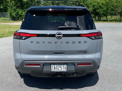 2026 Nissan Pathfinder Platinum CAPTAIN CHAIRS