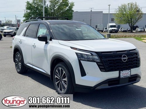 2026 Nissan Pathfinder Platinum CAPTAIN CHAIRS, CARGO PACKAGE