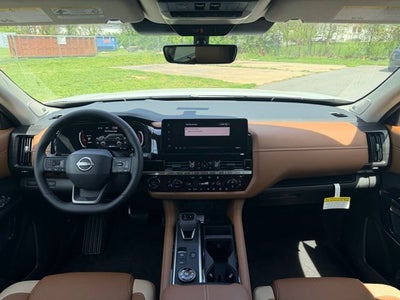 2026 Nissan Pathfinder Platinum CAPTAIN CHAIRS, CARGO PACKAGE