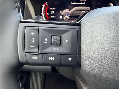 2026 Nissan Pathfinder Platinum CAPTAIN CHAIRS, CARGO PACKAGE