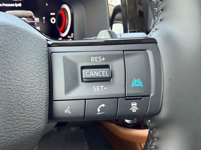 2026 Nissan Pathfinder Platinum CAPTAIN CHAIRS, CARGO PACKAGE