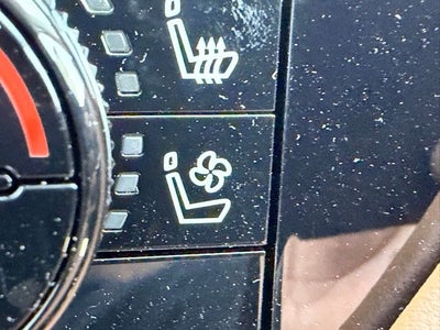 2026 Nissan Pathfinder Platinum CAPTAIN CHAIRS, CARGO PACKAGE