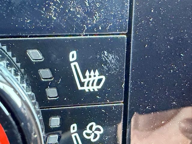 2026 Nissan Pathfinder Platinum CAPTAIN CHAIRS, CARGO PACKAGE