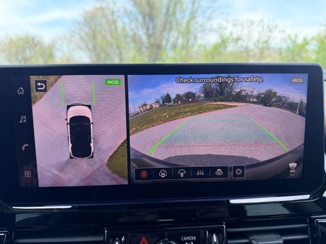 2026 Nissan Pathfinder Platinum CAPTAIN CHAIRS, CARGO PACKAGE