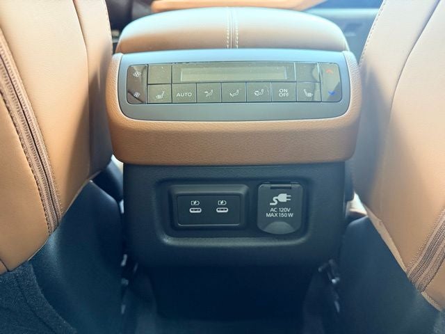2026 Nissan Pathfinder Platinum CAPTAIN CHAIRS, CARGO PACKAGE
