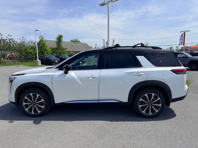 2026 Nissan Pathfinder Platinum CAPTAIN CHAIRS, CARGO PACKAGE