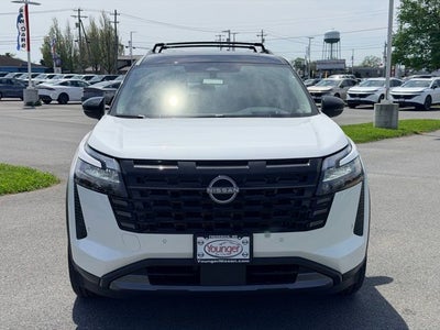 2026 Nissan Pathfinder Platinum CAPTAIN CHAIRS, CARGO PACKAGE