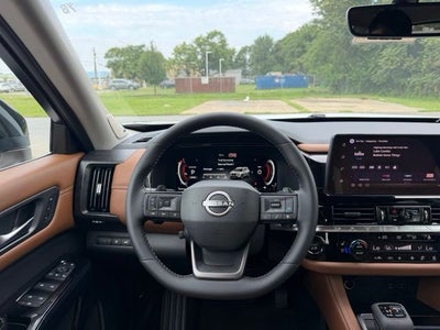 2026 Nissan Pathfinder Platinum