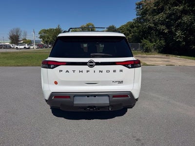 2026 Nissan Pathfinder Platinum
