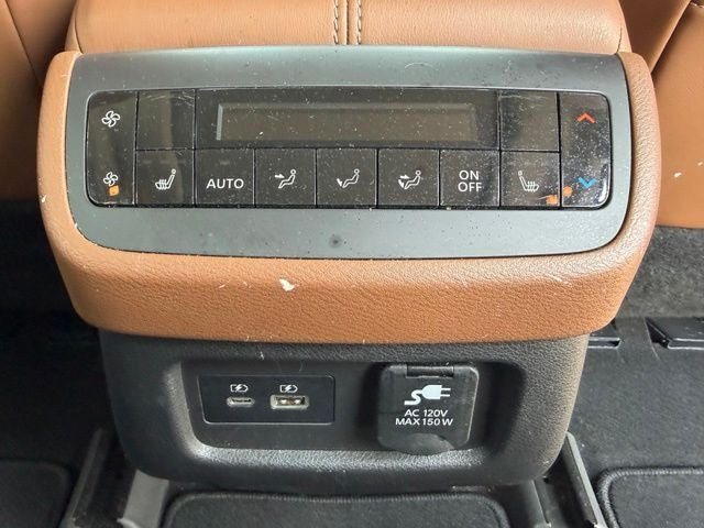 2022 Nissan Pathfinder Platinum