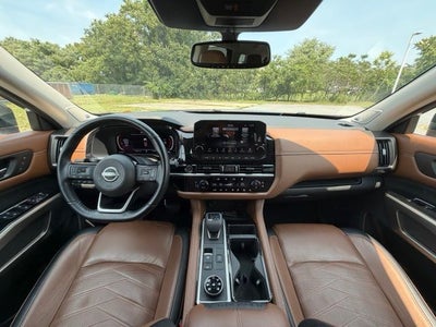 2022 Nissan Pathfinder Platinum