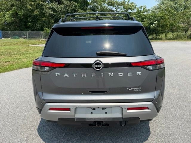2022 Nissan Pathfinder Platinum