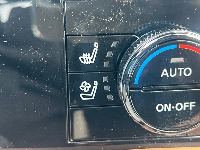 2026 Nissan Pathfinder Platinum CAPTAIN CHAIRS, CARGO PACKAGE