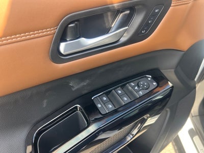 2026 Nissan Pathfinder Platinum CAPTAIN CHAIRS, CARGO PACKAGE