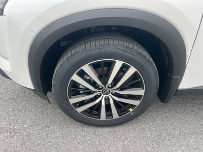 2025 Nissan Pathfinder Platinum CAPTAIN CHAIRS, CARGO PACKAGE