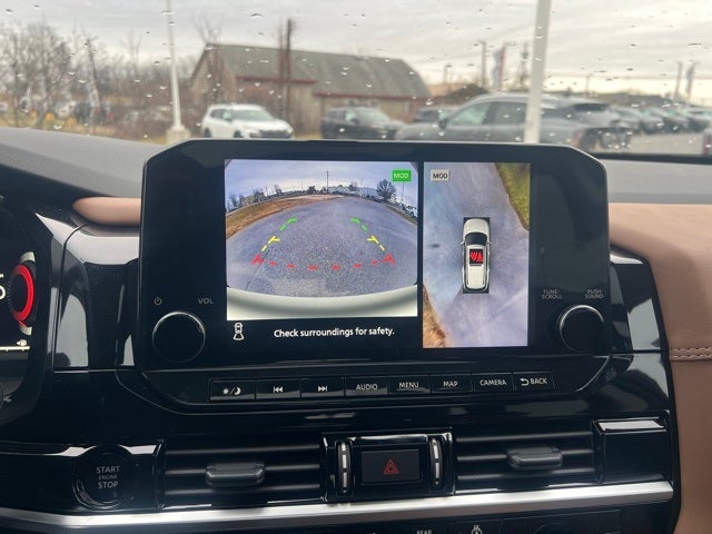 2025 Nissan Pathfinder Platinum CAPTAIN CHAIRS, CARGO PACKAGE