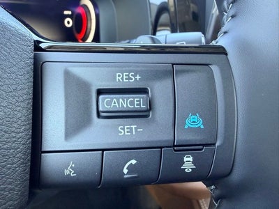 2026 Nissan Pathfinder Platinum CAPTAIN CHAIRS, CARGO PACKAGE