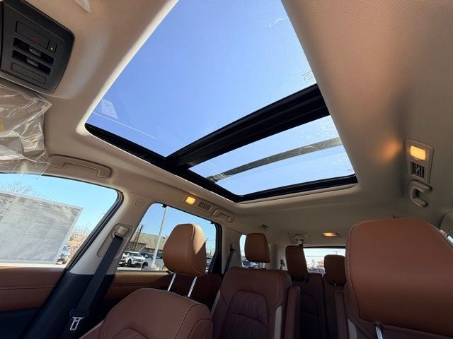 2026 Nissan Pathfinder Platinum CAPTAIN CHAIRS, CARGO PACKAGE