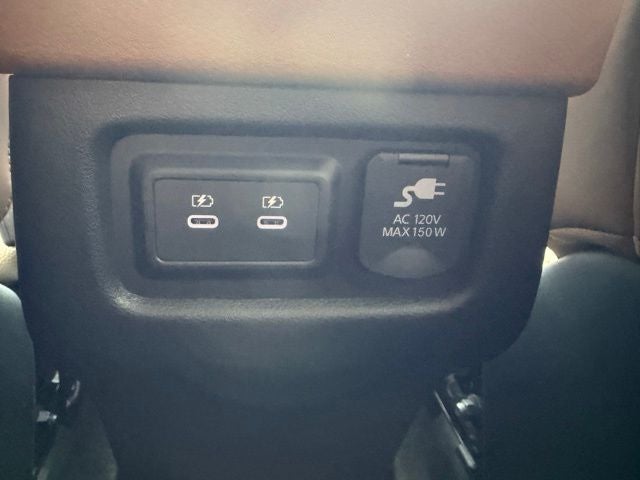 2026 Nissan Pathfinder Platinum CAPTAIN CHAIRS, CARGO PACKAGE