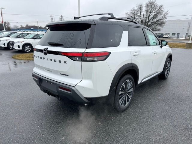 2026 Nissan Pathfinder Platinum CAPTAIN CHAIRS, CARGO PACKAGE