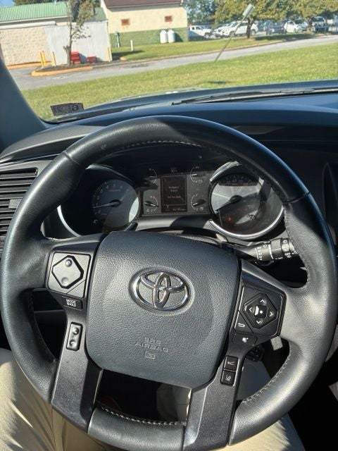 2020 Toyota Sequoia SR5 5.7L