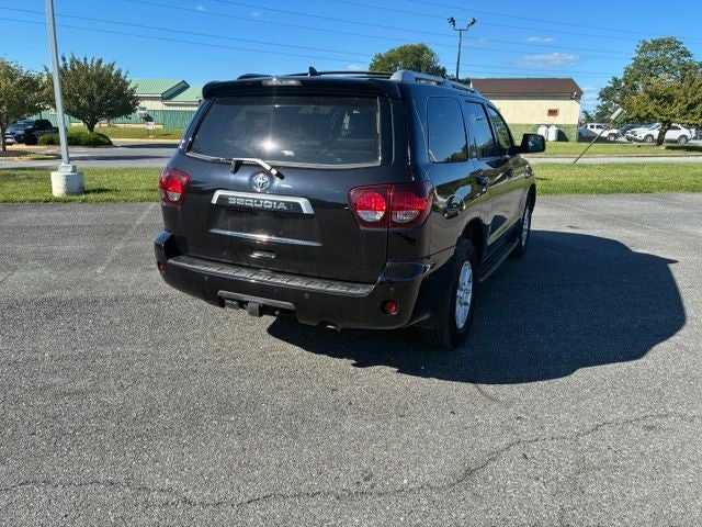 2020 Toyota Sequoia SR5 5.7L