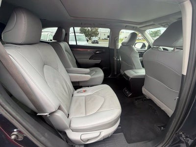 2020 Toyota Highlander Platinum