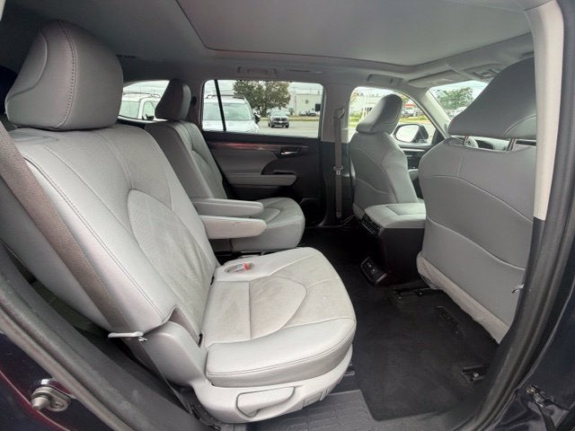 2020 Toyota Highlander Platinum